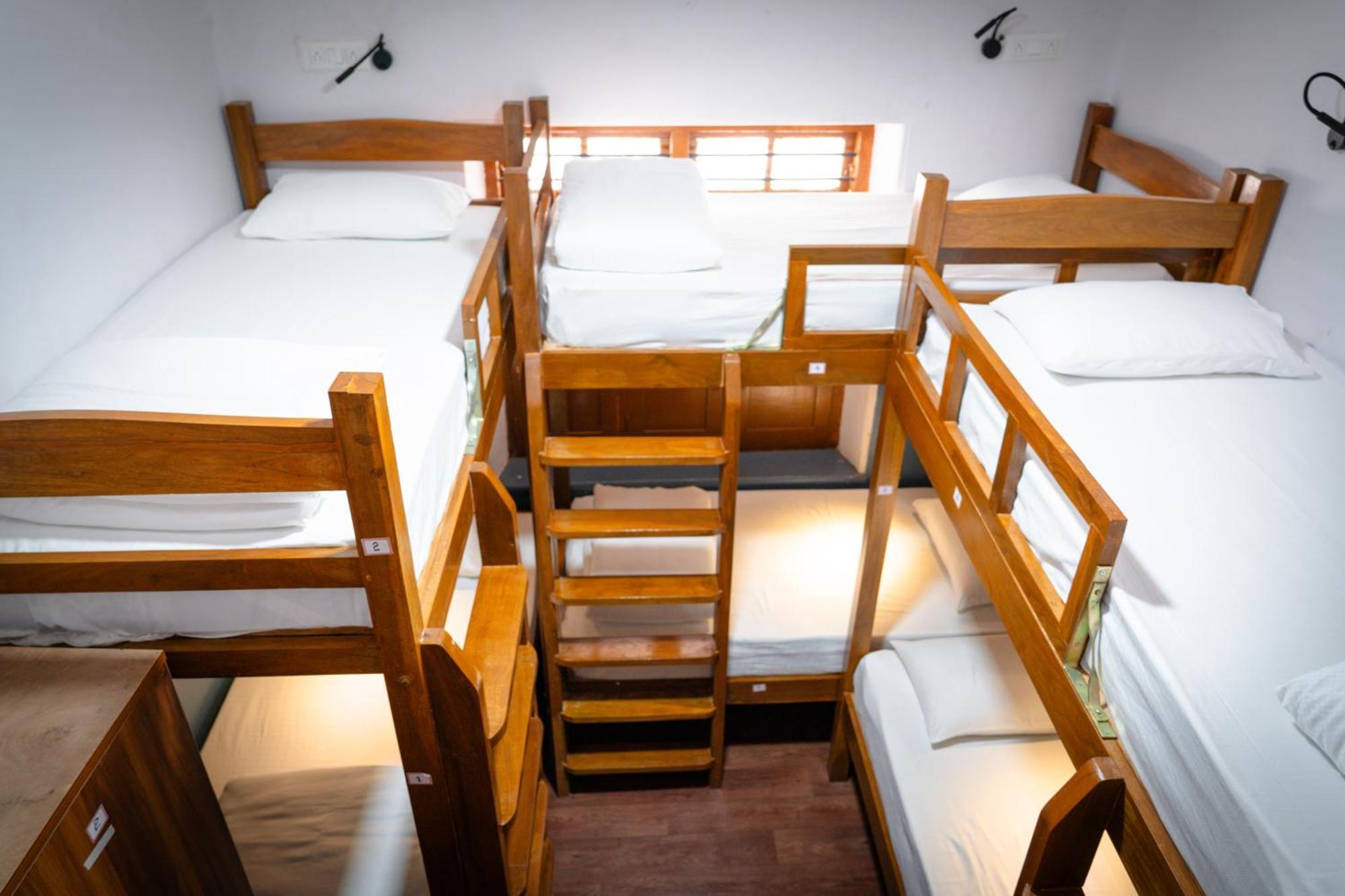 Leo Vishroam Hostel Mysore Bagian luar foto